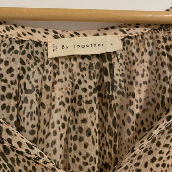 Blush Valerie Blouse (By Together) - Picture 5 of 9